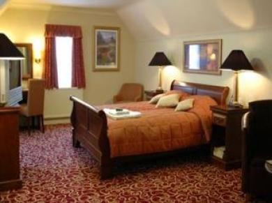Fieldhead By Greene King Hotel 3*
